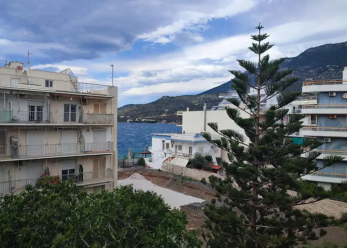 דירה Sea View לוטראקי