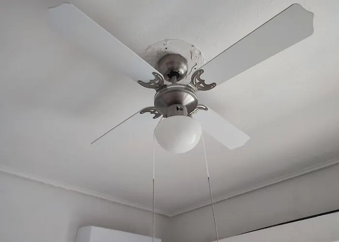 Sea View לוטראקי